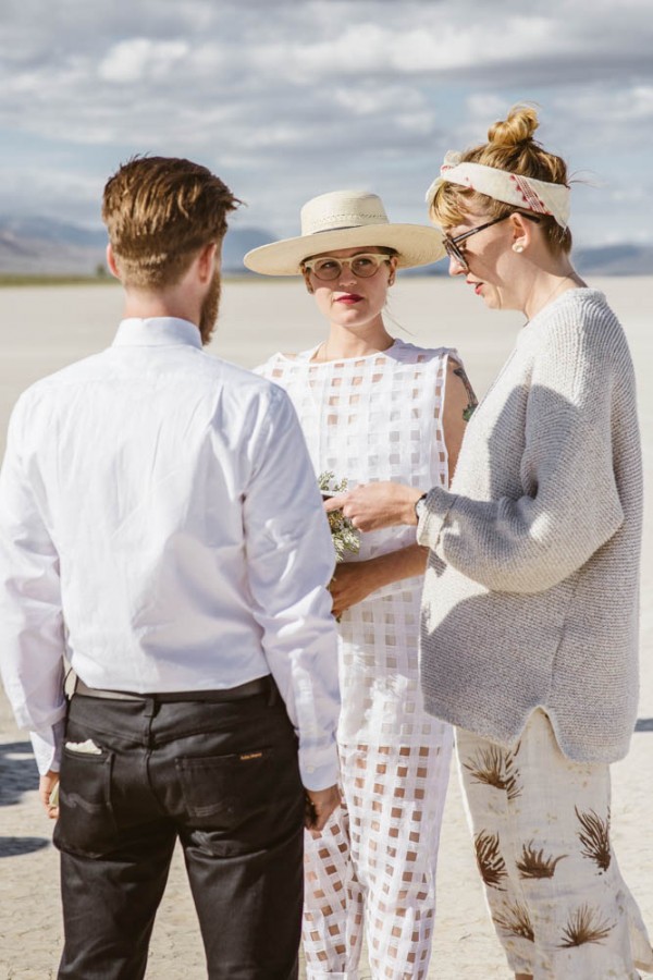 Minimalist-Wedding-in-the-Alvord-Desert-Free-The-Bird-41