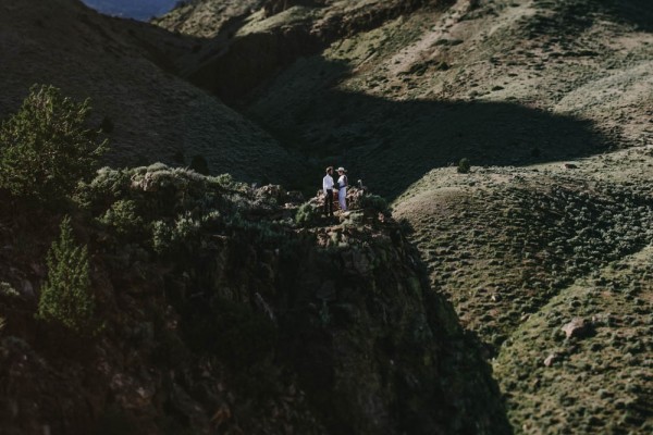 Minimalist-Wedding-in-the-Alvord-Desert-Free-The-Bird-92