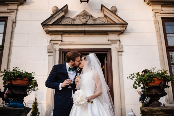 Old-Fashioned-Polish-Wedding-at-Palac-Obory-WhiteSmoke-Studio--19