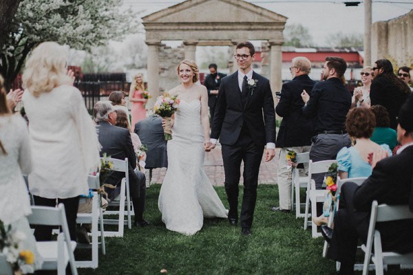 Quirky-Missouri-Wedding-at-Historic-Firehouse-No-2-Aaron-and-Whitney-Photography (20 of 45)