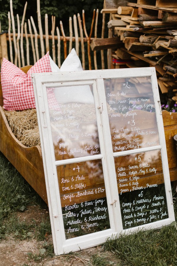 Relaxed-and-Natural-Barn-Wedding-in-Germany-Kevin-Klein-8761