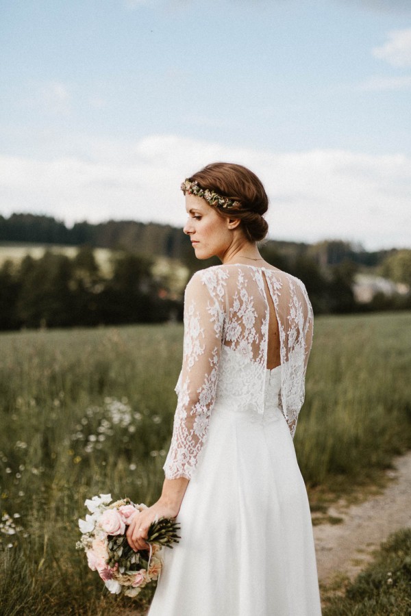 Relaxed-and-Natural-Barn-Wedding-in-Germany-Kevin-Klein--9