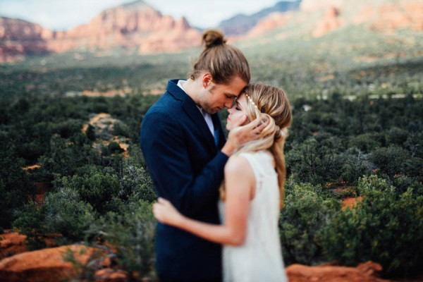 Stunning-Sedona-Wedding-Inspiration-Cling-and-Peck (3 of 18)