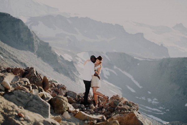 Stylish-Mountain-Engagement-at-Mount-Rainier-National-Park-Robert-J-Hill-Photography (6 of 22)