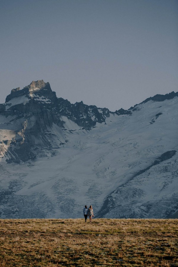 Stylish-Mountain-Engagement-at-Mount-Rainier-National-Park-Robert-J-Hill-Photography (9 of 22)