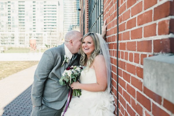 Vintage-Rustic-Wedding-at-Steam-Whistle-Brewery-Love-by-Lynzie-Events (6 of 24)