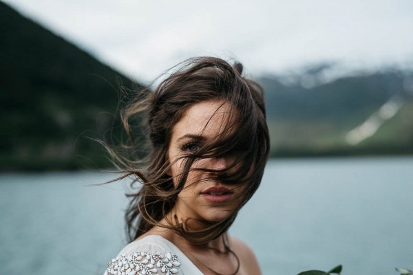 Alaskan-Elopement-Inspiration-at-Portage-Lake-Jess-Hunter-Photography-5809