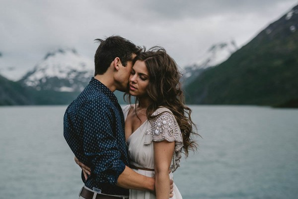 Alaskan-Elopement-Inspiration-at-Portage-Lake-Jess-Hunter-Photography-5847