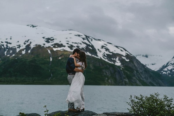 Alaskan-Elopement-Inspiration-at-Portage-Lake-Jess-Hunter-Photography-5918