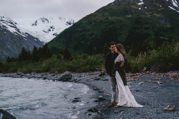 Alaskan-Elopement-Inspiration-at-Portage-Lake-Jess-Hunter-Photography-5994