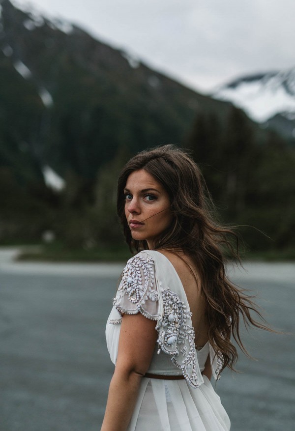 Alaskan-Elopement-Inspiration-at-Portage-Lake-Jess-Hunter-Photography-6547