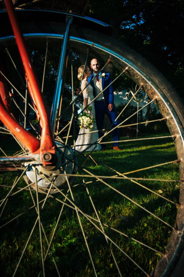 Canadian-Garden-Wedding-at-Home-Avant-Garde-Studio-049