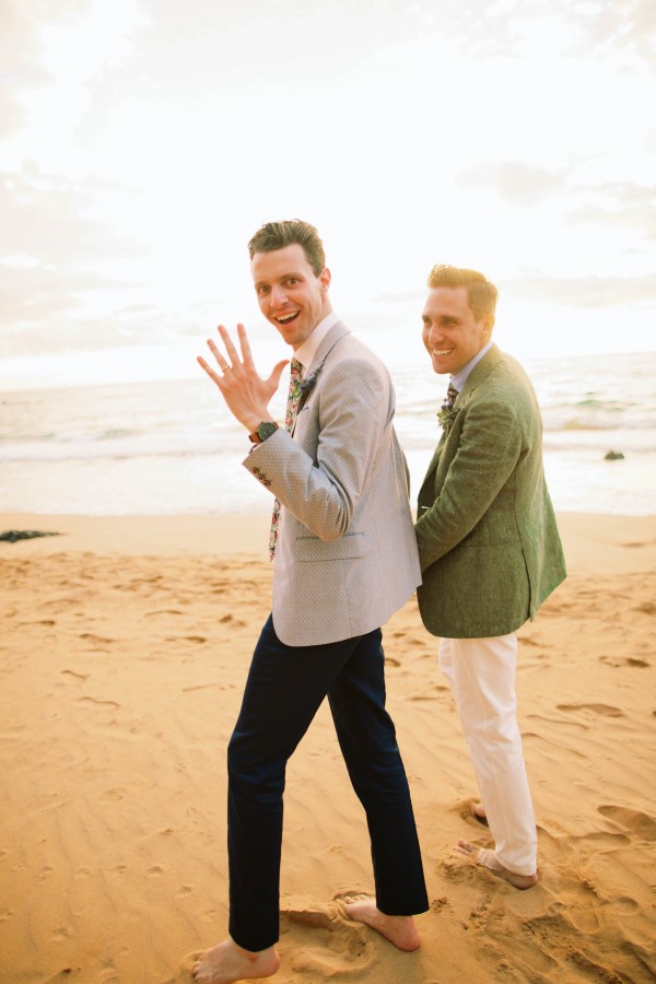 Family-Style-Wedding-on-the-Beach-at-Andaz-Maui-Anna-Kim-Photography-412