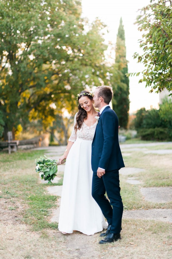 French Countryside Wedding at Le Comptoir Saint Hilaire | Junebug Weddings