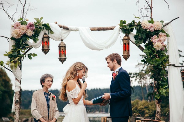 Multicultural-Inspired-Wedding-at-The-Captain-Whidbey-Inn-Julia-Kinnunen-Photography-0587