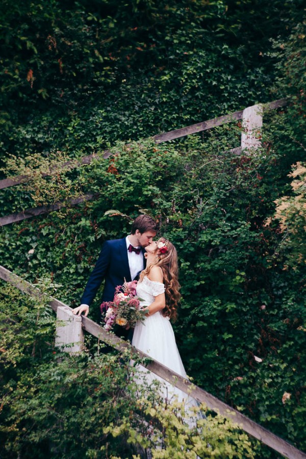 Multicultural-Inspired-Wedding-at-The-Captain-Whidbey-Inn-Julia-Kinnunen-Photography-9961