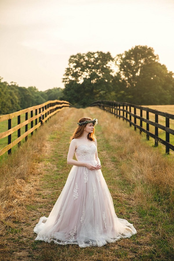 North-Carolina-Bridal-Session-at-Little-Herb-House-Hartman-Outdoor-Photography-0209