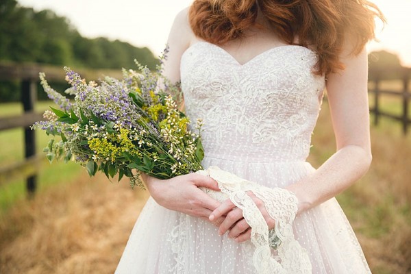 North-Carolina-Bridal-Session-at-Little-Herb-House-Hartman-Outdoor-Photography-0221