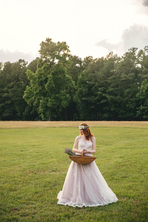 North-Carolina-Bridal-Session-at-Little-Herb-House-Hartman-Outdoor-Photography-0224