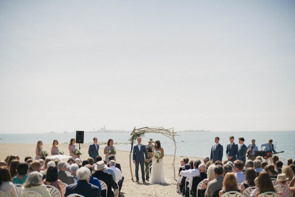 Rustic-Seaside-Wedding-at-Southampton-Beach (6 of 23)