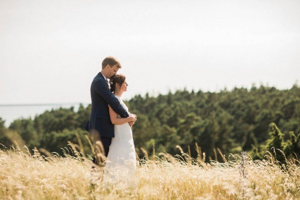 Rustic-Swedish-Wedding-at-Bläse-Kalkbruksmuseum (13 of 27)