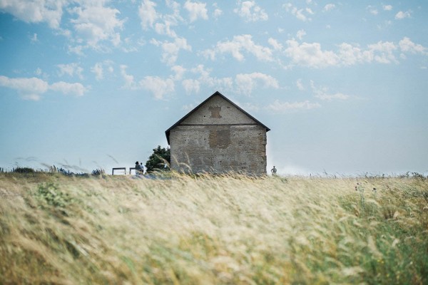 Rustic-Swedish-Wedding-at-Bläse-Kalkbruksmuseum (4 of 27)