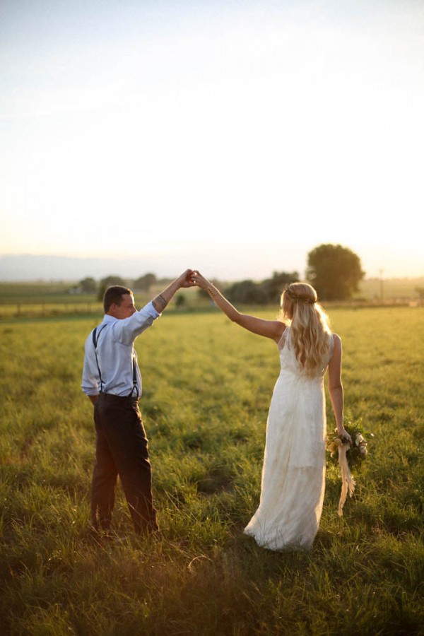 Bohemian-Backyard-Wedding-in-Colorado (22 of 30)