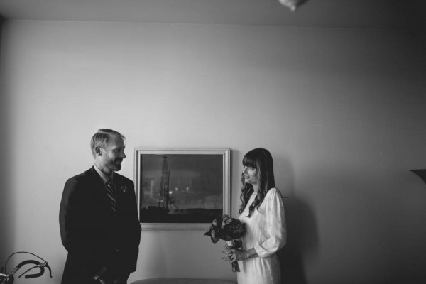 Casual-Minimalist-Wedding-at-Sky-Gallery (1 of 24)