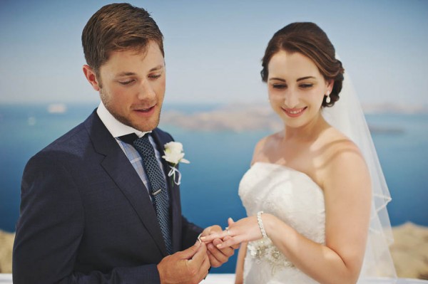 Classically-Beautiful-Santorini-Elopement-Thanasis-Kaiafas-24