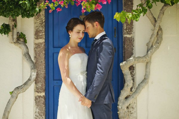 Classically-Beautiful-Santorini-Elopement-Thanasis-Kaiafas-48