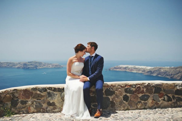 Classically-Beautiful-Santorini-Elopement-Thanasis-Kaiafas-54