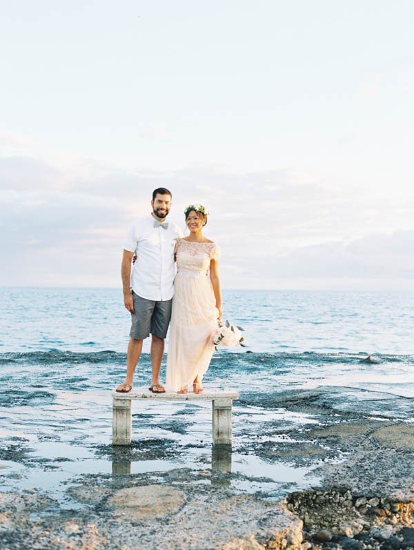 Colorful-Vintage-Hawaiian-Wedding-at-Olowalu-Plantation-House-Wendy-Laurel-Photography-001-2