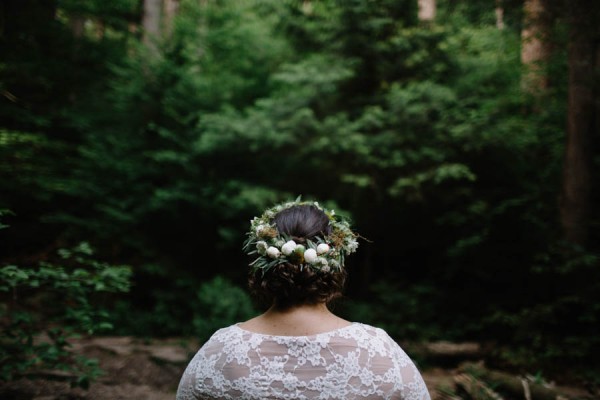 Earthy-Forest-Elopement-at-Ricketts-Glen-State-Park-With-Love-and-Embers-32