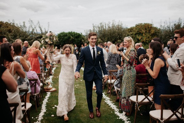 Lovely-Cream-and-Blush-Wedding-at-Maplehurst-Farms (25 of 36)