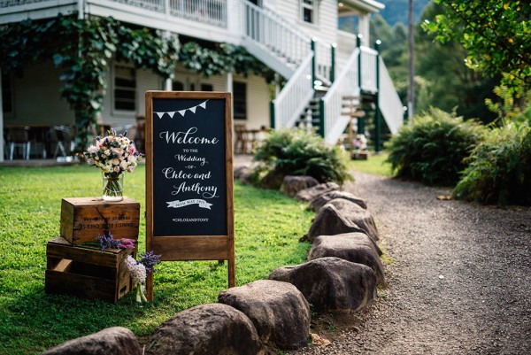 Romantic-Australian-Wedding-at-Mount-Warning (1 of 35)