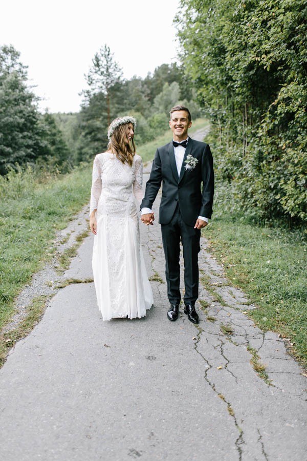 Romantic Natural Norwegian Wedding in Oslo | Junebug Weddings