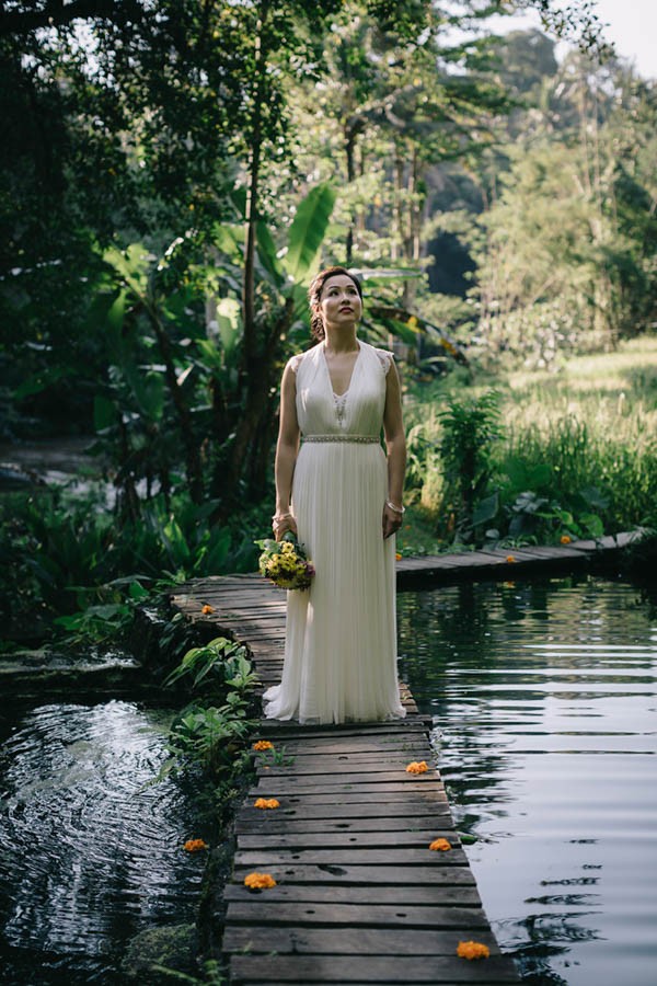 Tropical-Bali-Wedding-at-Bambu-Indah-Eric-Ronald-Photography-077