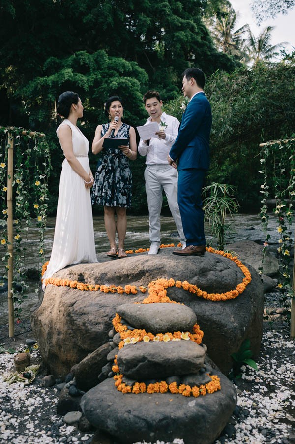 Tropical-Bali-Wedding-at-Bambu-Indah-Eric-Ronald-Photography-084