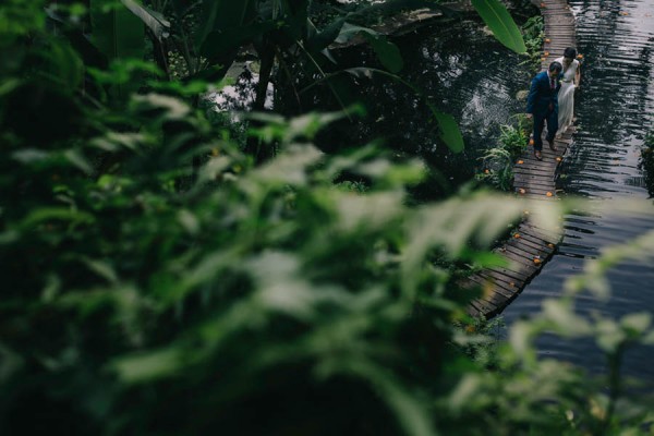 Tropical-Bali-Wedding-at-Bambu-Indah-Eric-Ronald-Photography-098