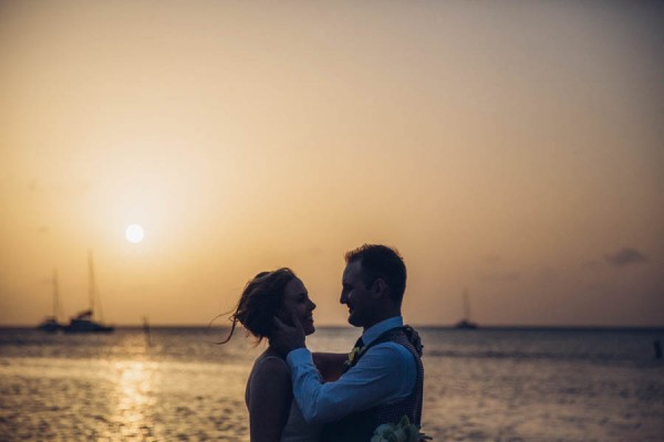 Tropical-Belize-Wedding-at-Seaside-Cabanas-Hotel-Nicole-Ashley-Photography-318