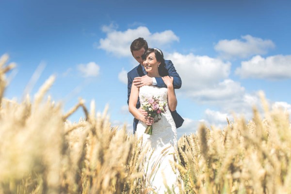 Vintage-Gloucestershire-Wedding-at-Kingscote-Barn-Rachel-Lambert-Photography-0037