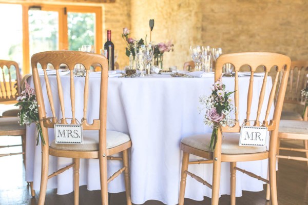 Vintage-Gloucestershire-Wedding-at-Kingscote-Barn-Rachel-Lambert-Photography-0062