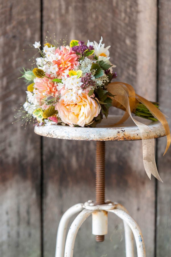 Country-Chic-Wedding-at-Philo-Apple-Farm-Rebecca-Gosselin-Photography-6