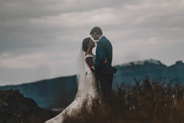 Greek-Destination-Wedding-at-the-Ikies-Traditional-Houses-Elianos-Photography-27