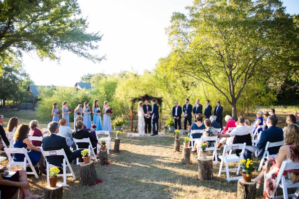 Heartfelt-North-Texas-Ranch-Wedding-Studio-Uma-20