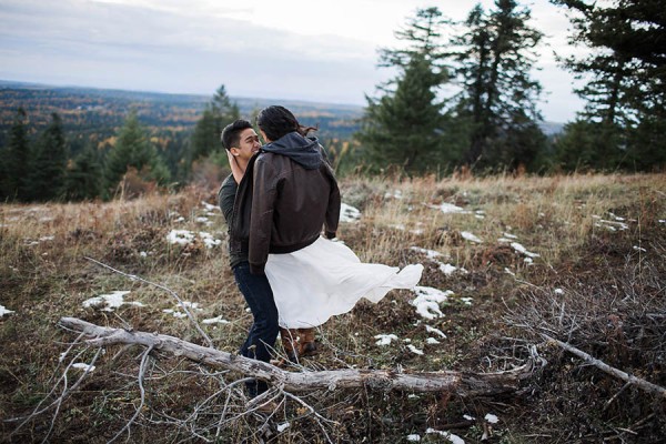 Late-Fall-Engagement-Photos-in-Oregon-Alex-Lasota-Photography-3