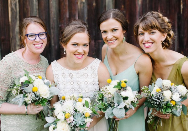 Modern-Barn-Wedding-at-Conrad-Botzum-Farmstead (17 of 32)