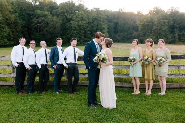 Modern-Barn-Wedding-at-Conrad-Botzum-Farmstead (20 of 32)