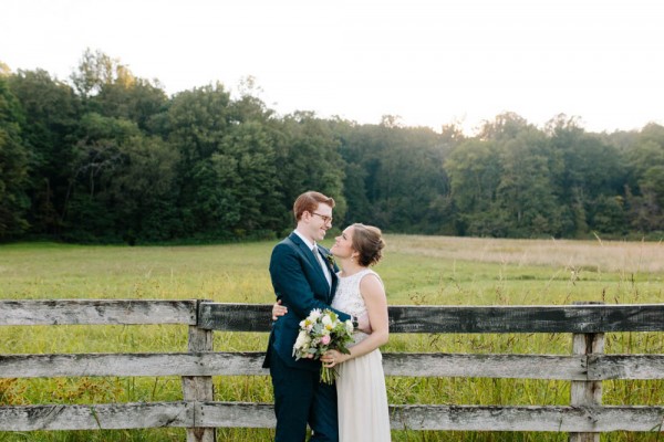 Modern-Barn-Wedding-at-Conrad-Botzum-Farmstead (21 of 32)