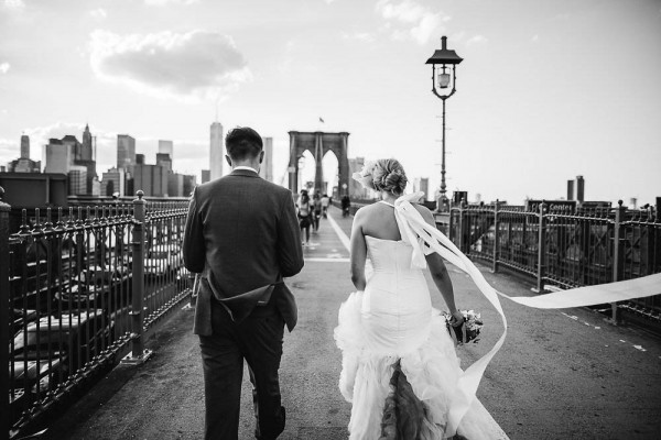 Offbeat Brooklyn Bridge Park Wedding | Junebug Weddings